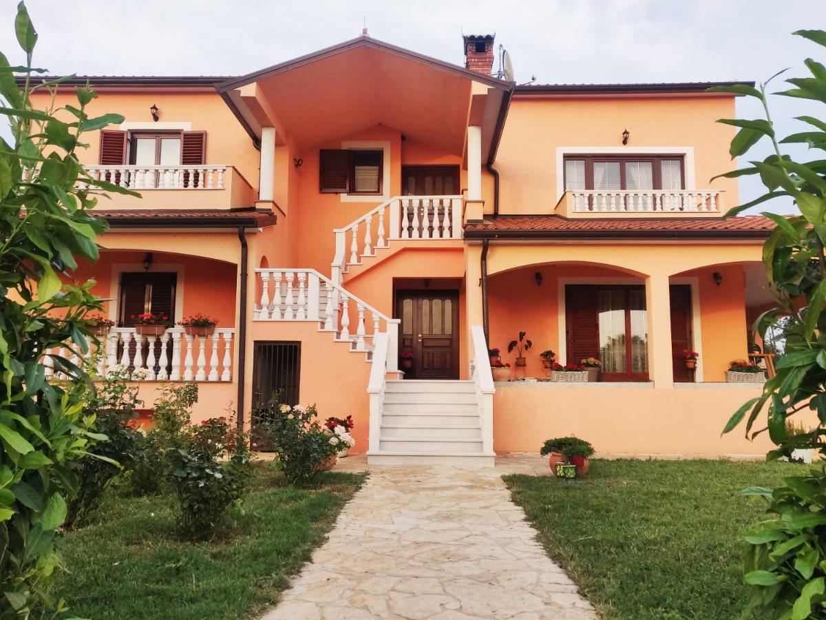 Apartment Luna أوماغ المظهر الخارجي الصورة